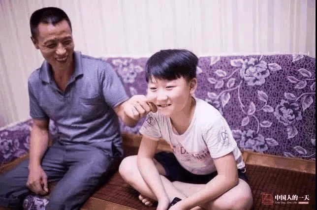 班主任坦言：學(xué)霸非天生，班級(jí)前10的孩子，90%都來(lái)自這4種家庭！