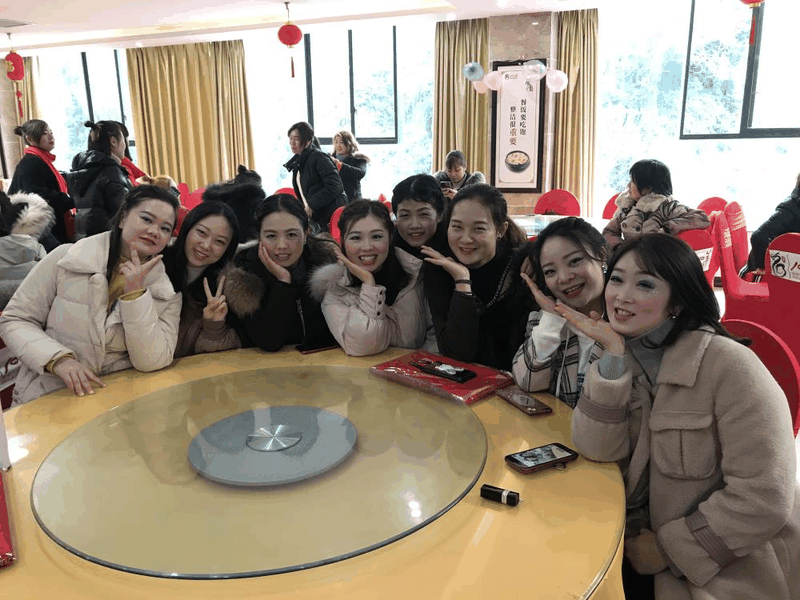 秀出自信，展現(xiàn)自我！