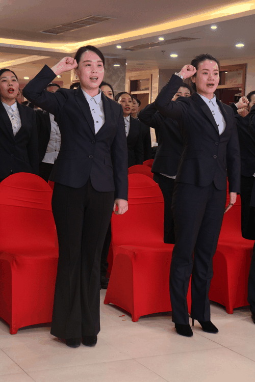 學(xué)習(xí)業(yè)務(wù)技能，再上新臺階！