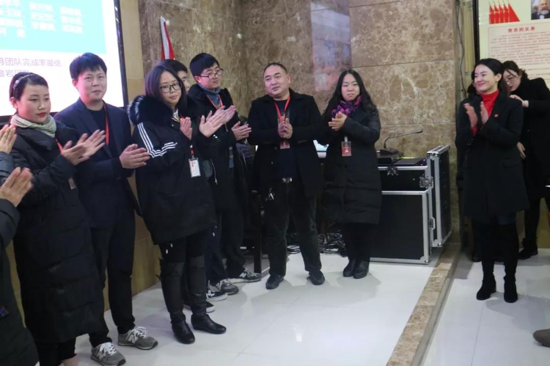 2019年，我們還在做房產(chǎn)中介，買房、賣房請放心找我們！